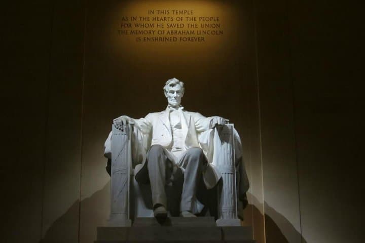 After-Dark Monuments: Washington DC Minibus Night Tour photo 5