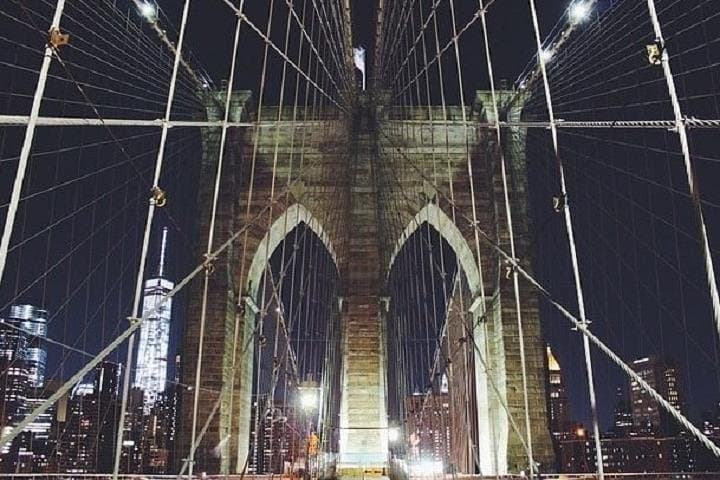 Night Walking Tour of Brooklyn Heights and DUMBO in Italian photo 1
