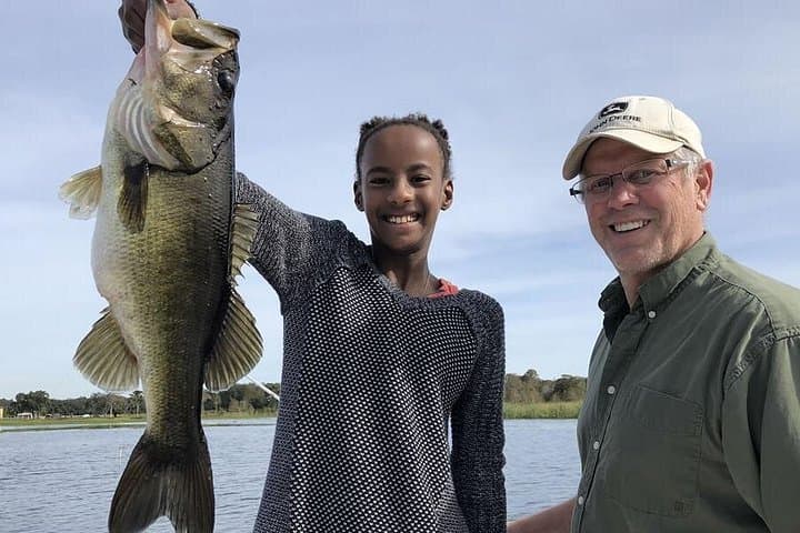 Winter Haven Chain Private Bass Fishing Charter — 4-Hour Guided Trip on Central Florida Lakes photo 4