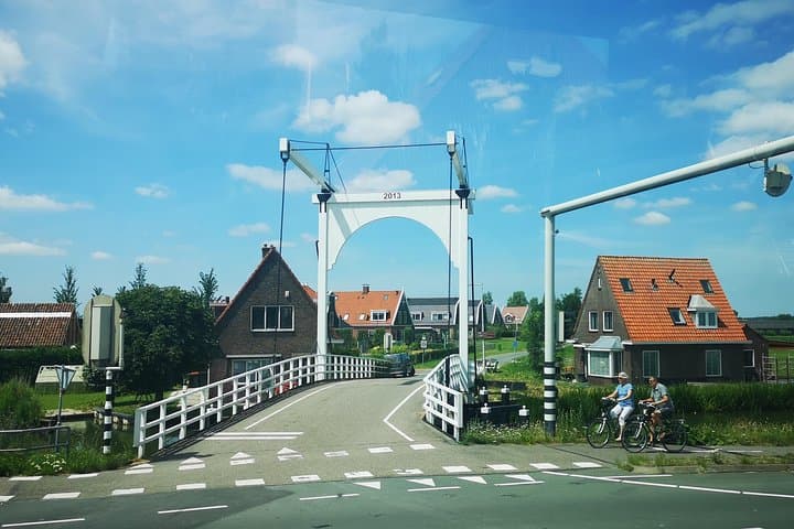 Amsterdam to Zaanse Schans & Volendam: Windmills, Cheese and Canal Walking Tour photo 4