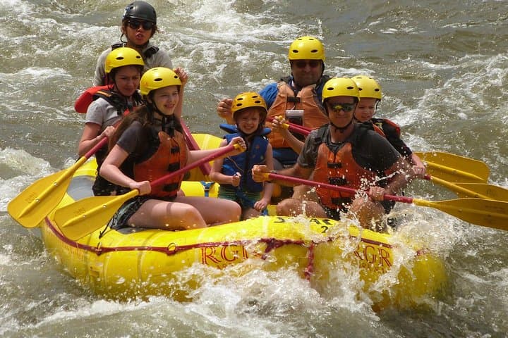 Thrill Through Bighorn Sheep Canyon: Raft Colorado’s Class III Rapids and Soar on 9 Zip Lines photo 3