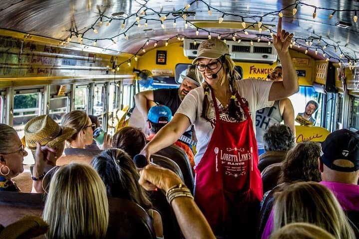 Nashville Rollin Jamboree Comedy and Country Sing-Along Bus Tour photo 3