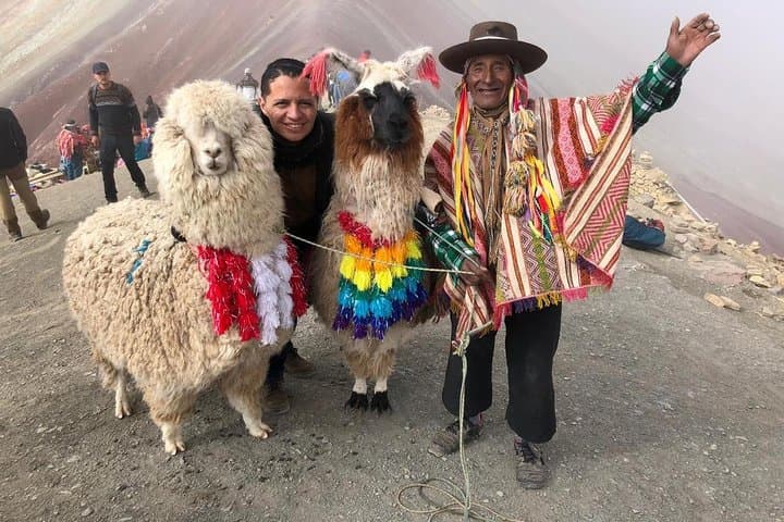 Rainbow Mountain (Vinicunca) Day Hike from Cusco photo 3
