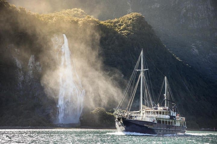 5-Day South Island Circuit: TranzAlpine Train, Franz Josef Heli Hike & Milford Sound Cruise photo 2