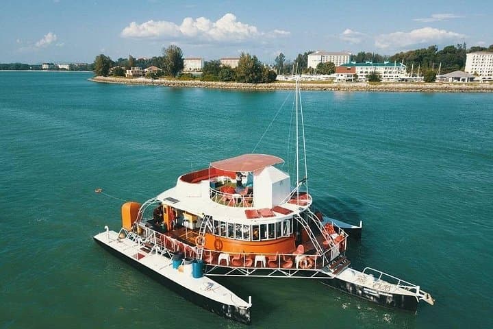 Dickson Dragon Sunset Cruise — Port Dickson 90‑Minute Yacht Sunset & Saltwater Jacuzzi photo 3