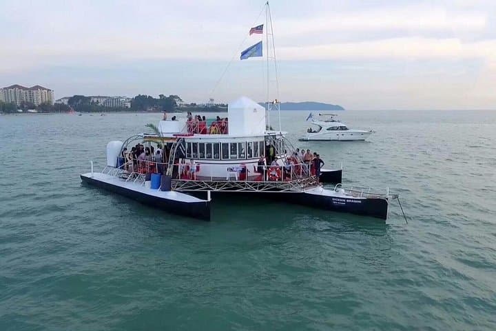 Dickson Dragon Sunset Cruise — Port Dickson 90‑Minute Yacht Sunset & Saltwater Jacuzzi photo 4