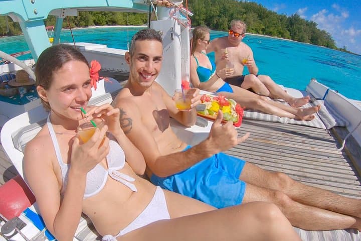 Private Moorea Catamaran Snorkeling & Sailing on Taboo — Full-Day Tour photo 4