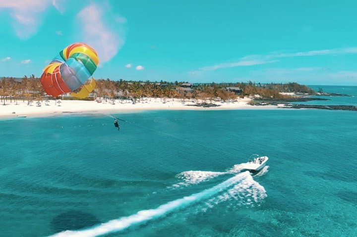 Ile aux Cerfs speedboat cruise, watersports & BBQ lunch in Mauritius photo 1