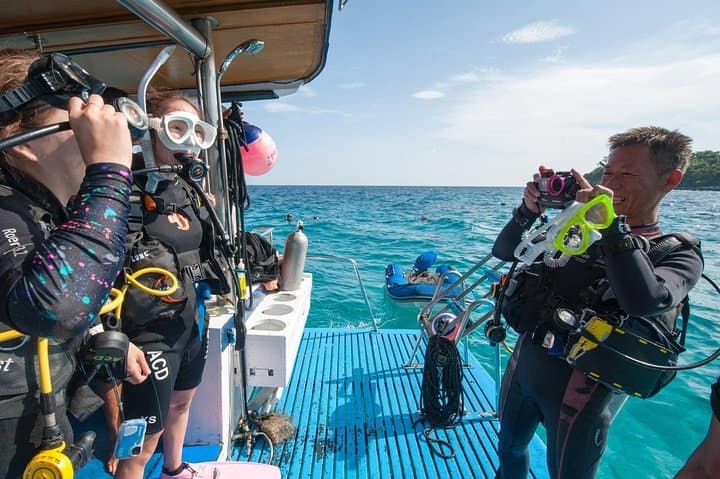 Discover Scuba Diving in Alanya: 2 Dives, Boat Lunch & Beginner-Friendly Course photo 6