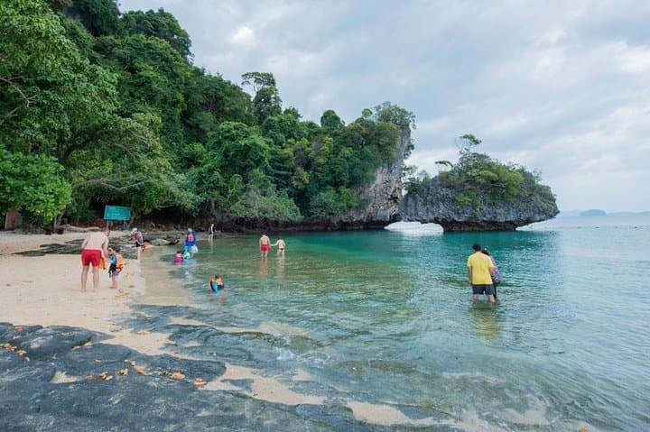 Krabi Hong Islands Snorkeling & Sunset Longtail Boat Tour photo 4