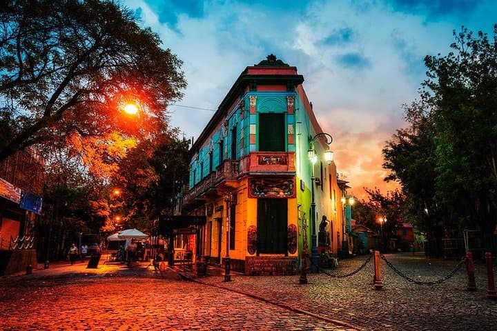 Discover Caminito and Tango: Self-Guided Audio Walk Through La Boca