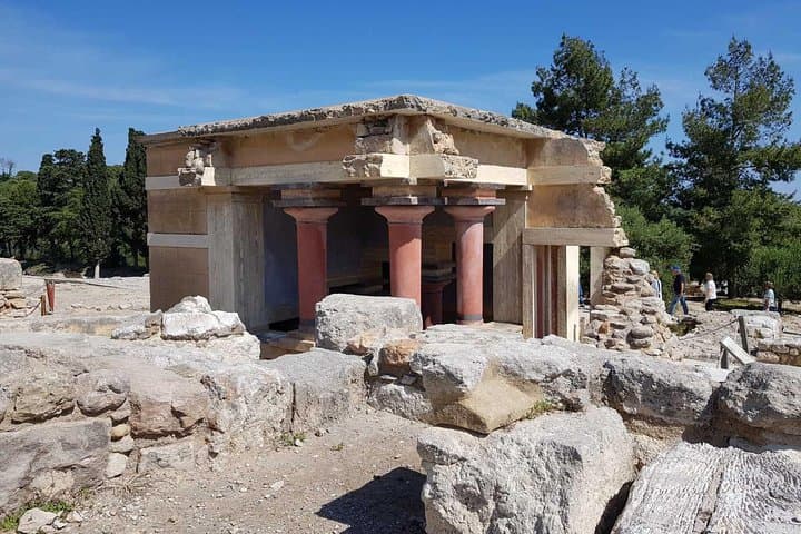 Knossos Palace and Cretan Mountain Pottery Tour — From Agios Nikolaos photo 6