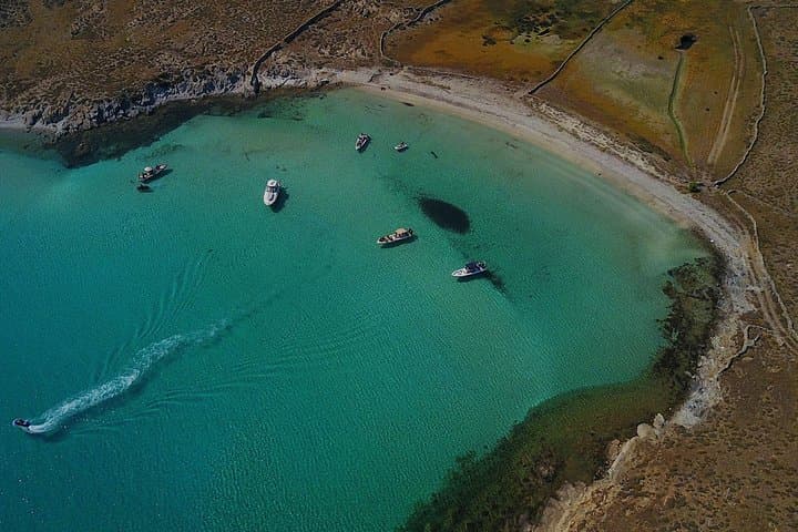Private Speedboat Cruise to Delos, Rhenia & Mykonos: Swim, Snorkel & Ancient Ruins