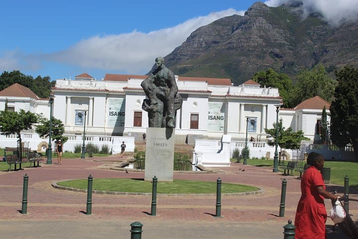 Private Half-Day Cape Town City Tour: Table Mountain Cable Car & Camps Bay photo 4
