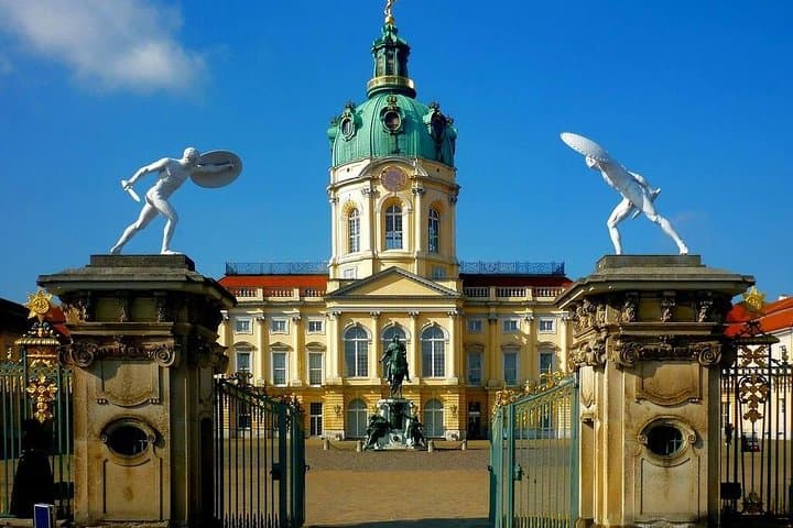 Essential Berlin Shore Excursion: All-Highlights in 6 Hours from Warnemünde photo 5