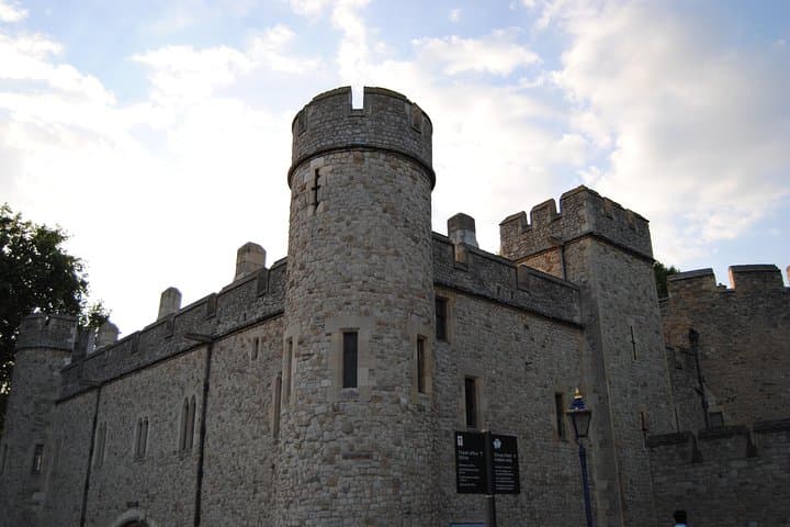 Private Westminster Walking Tour — Buckingham, Abbey & Central London Highlights photo 4