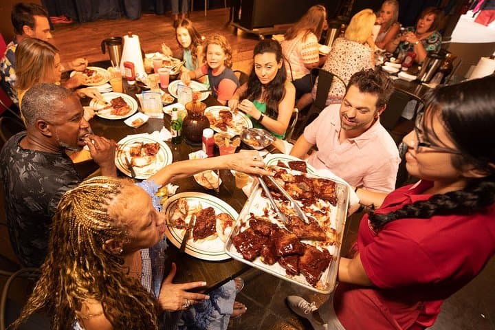 Jungle Queen Dinner Cruise: Fort Lauderdale Sightseeing, BBQ & Variety Show photo 1