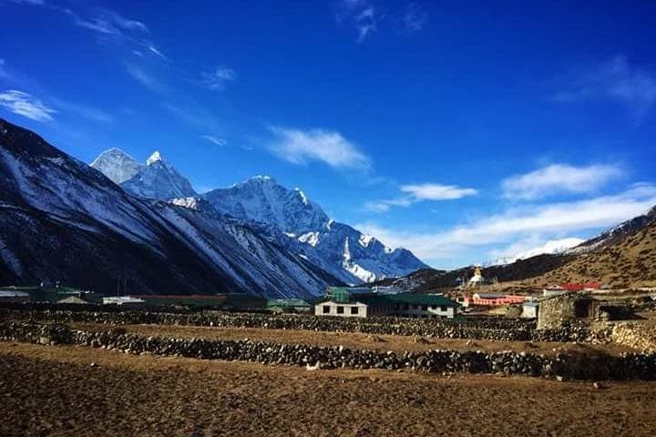 Everest Base Camp Trek: 16-Day High-Altitude Route to Kala Patthar photo 5