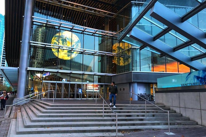 Stanley Park Horse-Drawn Tour & Private Vancouver Sightseeing — 5-Hour Experience photo 5