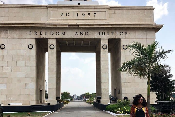 Accra City Tour: Markets, Monuments and Jamestown Morning Walk photo 2