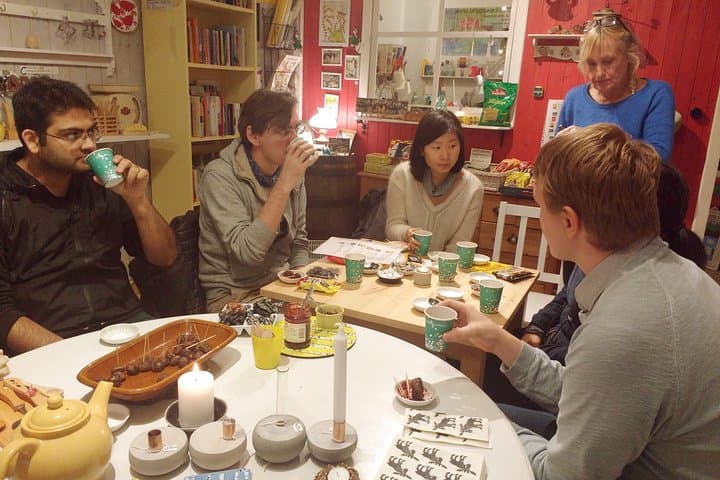 Brighton Walking Food Tour: 2-Hour Tasting Tour of The Lanes, Kemptown & Hove photo 3