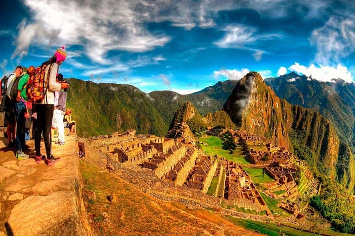 4-Day Cusco Adventure: Rainbow Mountain & Machu Picchu All-Inclusive Tour photo 4
