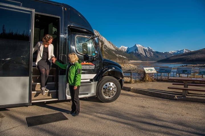 Icefields Parkway One-Way: Banff to Jasper Tour with Columbia Icefield Glacier Adventure photo 3