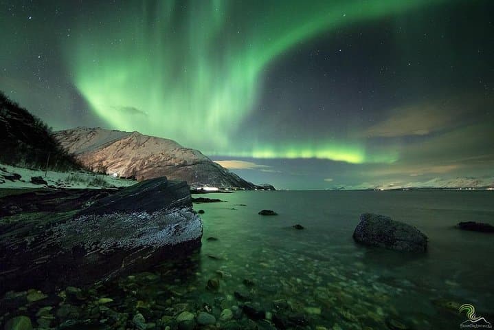 Tromsø Northern Lights Small-Group Photo Tour — Aurora Chase by Minibus photo 6