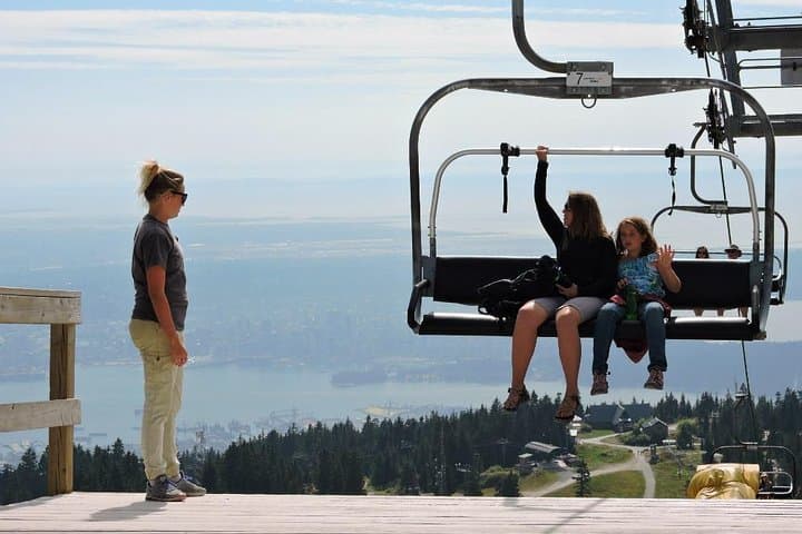 Capilano Suspension Bridge & Grouse Mountain Small-Group Tour from Vancouver