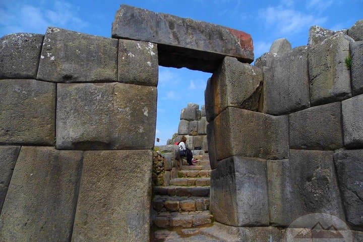 5-Day Cusco, Machu Picchu & Rainbow Mountain — All-Inclusive Sacred Valley Adventure photo 5