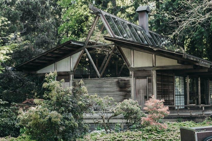 Bloedel Reserve & Bainbridge Island Sightseeing: Gardens, Beach Wildlife and Ferry Photo Stops photo 5