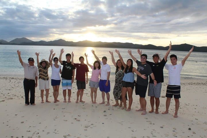Private Phi Phi Islands Sunrise Speedboat Charter from Phuket photo 3