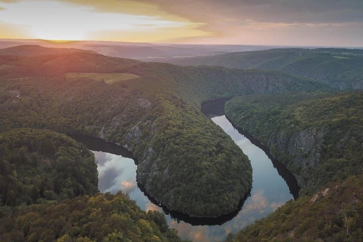 Sunset at Czech Horseshoe Bend: Viewpoint Maj Day Trip from Prague photo 5