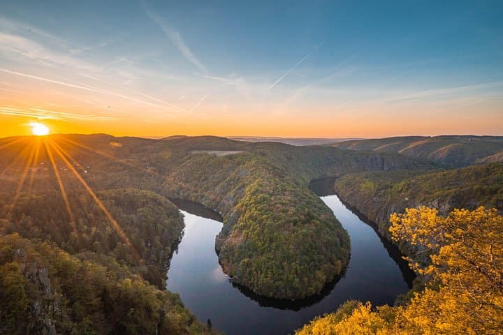 Sunset at Czech Horseshoe Bend: Viewpoint Maj Day Trip from Prague
