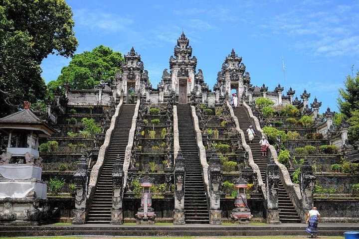 Sunrise at Lempuyang and Tirta Gangga: Private Eastern Bali Power-Spot Tour photo 5