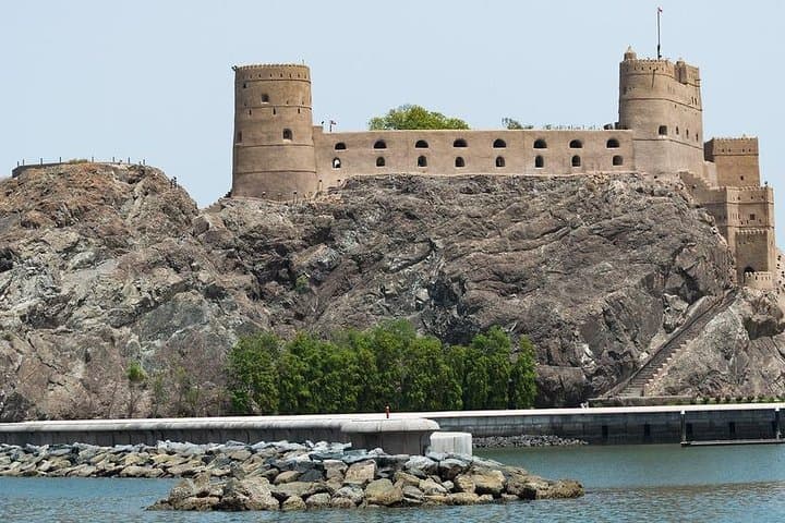 half-day-muscat-city-tour-sultan-qaboos-mosque-muttrah-souq photo 3