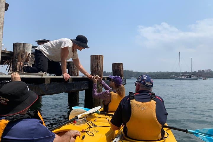 Paddle and Taste: Batemans Bay Oyster Kayak Tour photo 4
