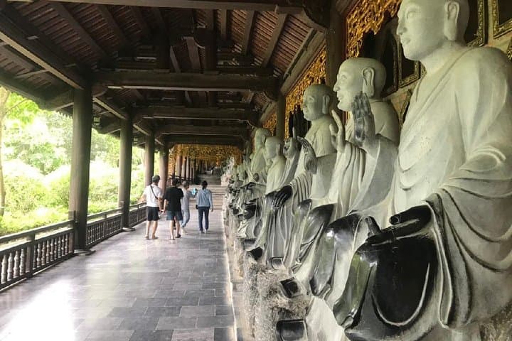 Bai Dinh, Trang An & Mua Cave Day Tour from Hanoi: Temple, Boat Ride & Mua Cave Climb photo 2