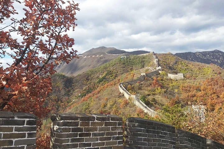 Jiankou to Mutianyu Great Wall Trek — Wild Sections & Restored Ramparts photo 6