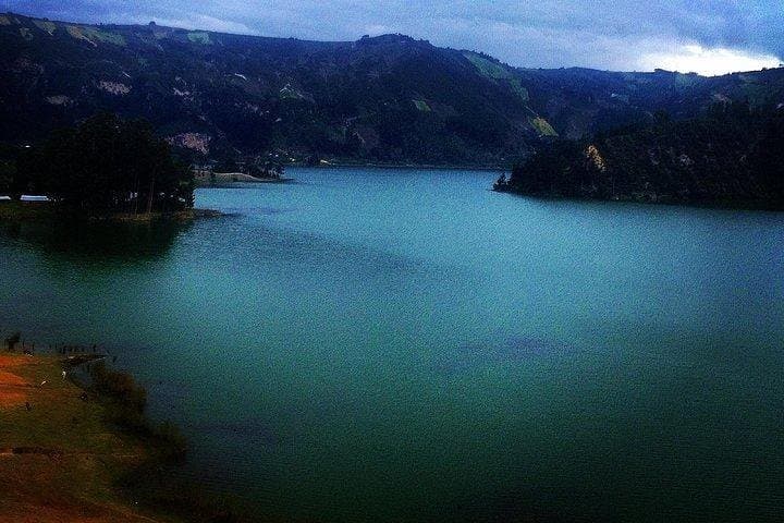 Two-Day Lake Wenchi & Menagesha Forest Tour from Addis Ababa — Crater Lake, Hot Springs & Endemic Birds