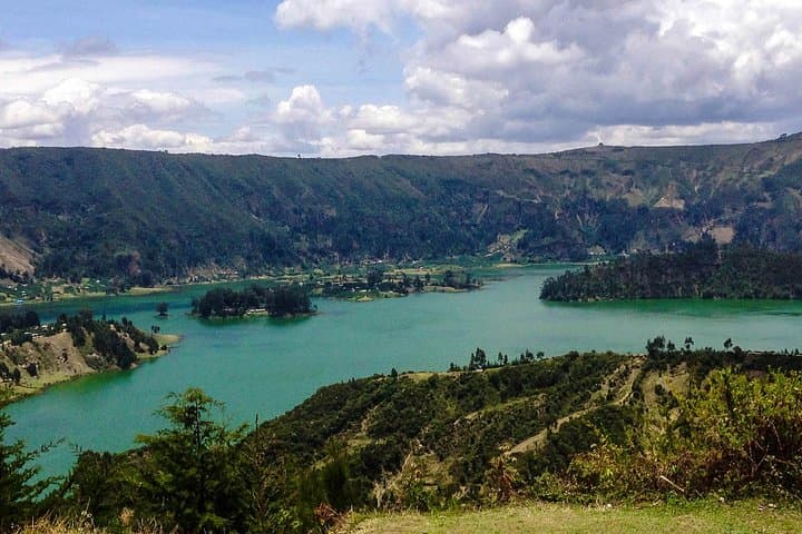 Two-Day Lake Wenchi & Menagesha Forest Tour from Addis Ababa — Crater Lake, Hot Springs & Endemic Birds photo 6