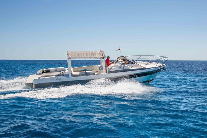 Blue Cave & Hvar: 5-Island Speedboat Adventure from Split photo 2