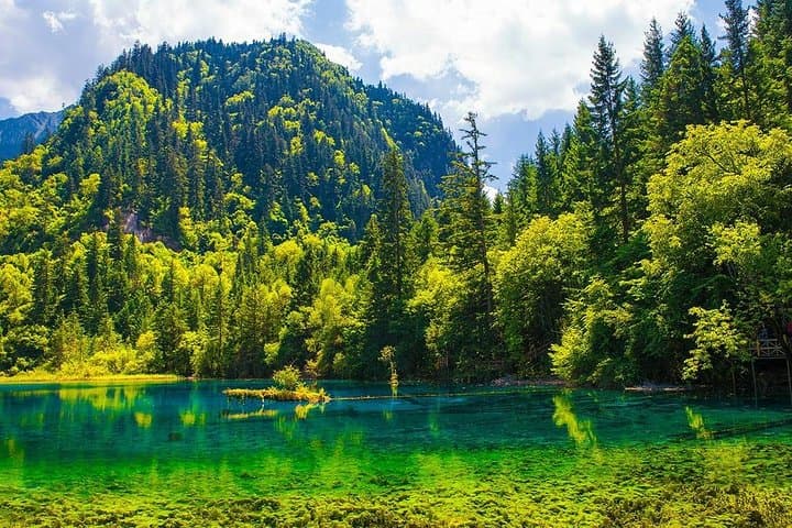 Jiuzhaigou and Huanglong: A Private 3-Day National Park Combo photo 5