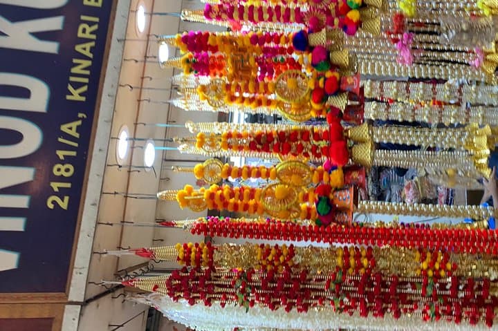 Private Full-Day Shopping Tour in New Delhi: Old Delhi Markets, Street Food & Rickshaw Ride photo 6