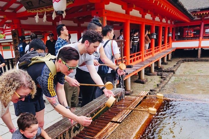 Miyajima Half-Day Historical Walking Tour to Itsukushima Shrine photo 3