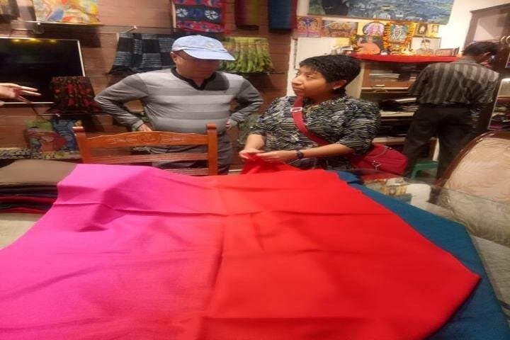 Delhi Fabric Trail: Full-Day Textile & Tailoring Tour with Female Consultant photo 6