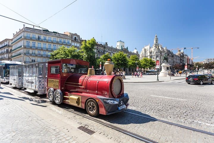 Porto MagicTrain: 2-Hour City Sightseeing and Port Wine Cellar Tasting