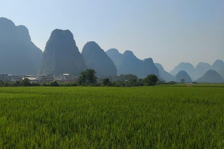 Yangshuo in Two Days: Yulong Bamboo Rafting, Xianggong Hill & Xingping Old Town photo 4