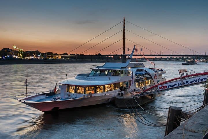 Düsseldorf 2-Hour Evening Cruise: Rhine City Lights Panorama