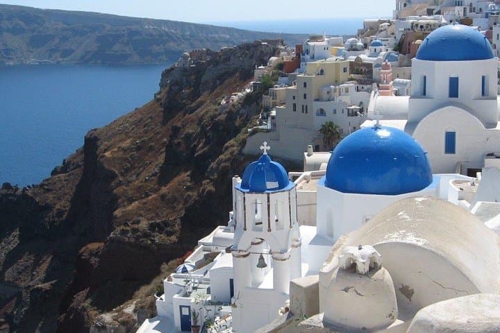 Santorini Classic Highlights Tour: Profitis Ilias, Pyrgos, Perissa & Oia Sunset photo 3